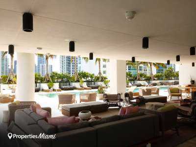 Biscayne Beach Building Image 3