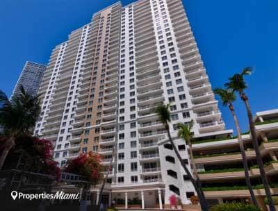 Courts Brickell Key building