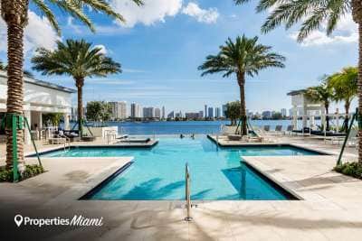 Marina Palms Building Image 4