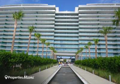 Oceana Key Biscayne building