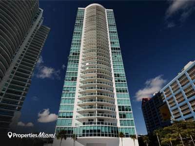 Skyline on Brickell building