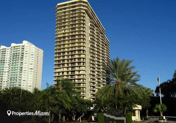 Terraces at Turnberry Building Image