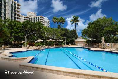 Towers of Key Biscayne Building Image 4